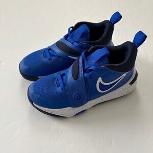 Nike | Team Hustle D 11 Basketball Shoes EUC 13c Royal Blue